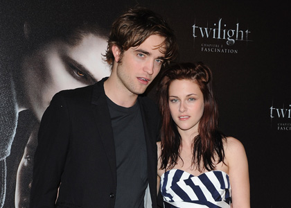 Robert Pattinson and Kristen Stewart: Twilight in Paris