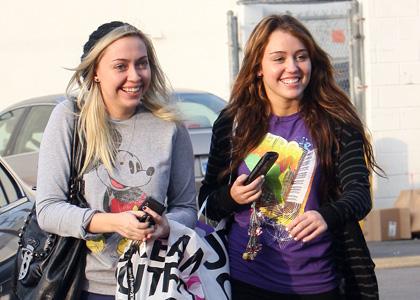 Miley Cyrus: Spending Time with Sis