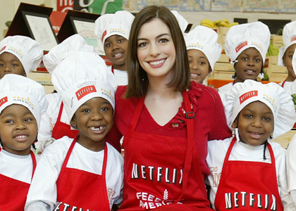 Anne Hathaway Combats Hunger in Harlem