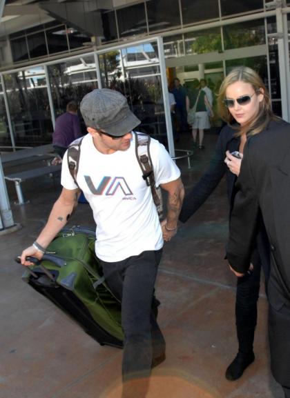 Ryan Phillippe to spend holidays in Australia with Abbie Cornish