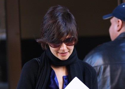 Katie Holmes: Off to the Theater