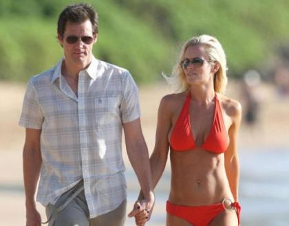 Jim Carrey and Jenny McCarthy are on vacation