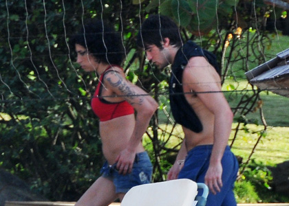 Amy Winehouse: Back Out with Her Beach Beau