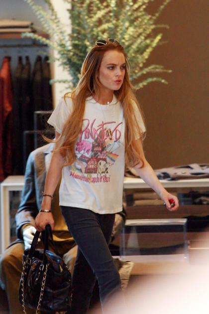 What's going on with Lindsay Lohan and Sean Penn' Where's Samantha'