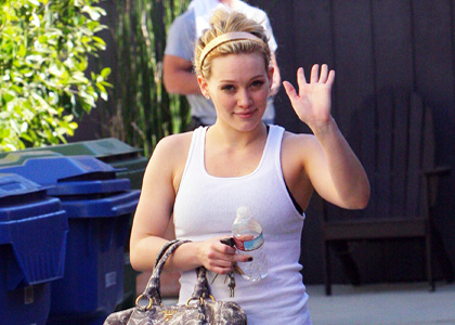 Hilary Duff: Workin' Out in West Hollywood