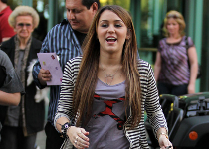 Miley Cyrus: Radio Disney Darling