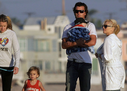 Gwen Stefani and Gavin Rossdale: Family Beach Day
