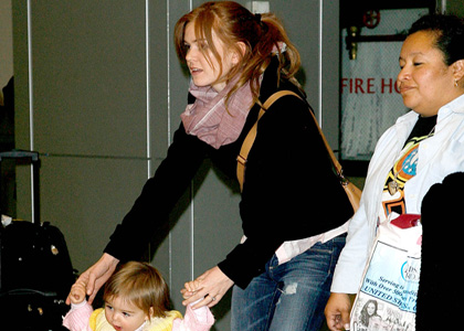 Isla Fisher and Olive: Adorable at the Airport