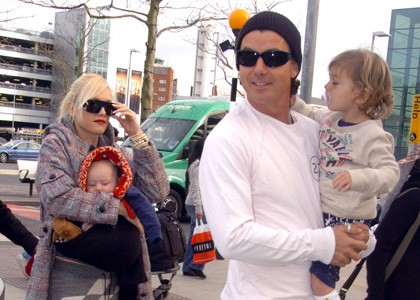 Gwen Stefani and Family Head Home from London