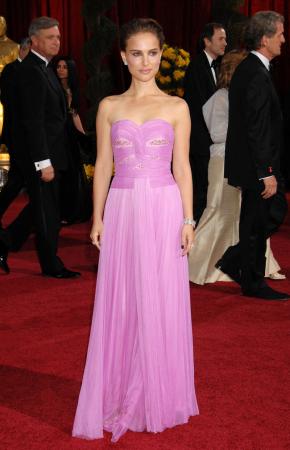 Natalie Portman at 2009 Academy Awards Red Carpet