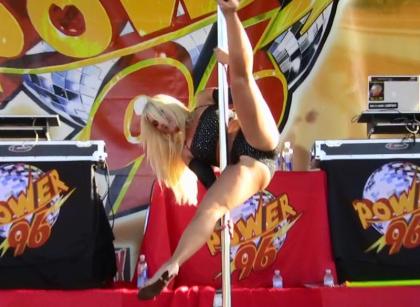 Brooke Hogan Is Pole Dancing