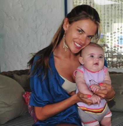 Alessandra Ambrosio shows off her baby