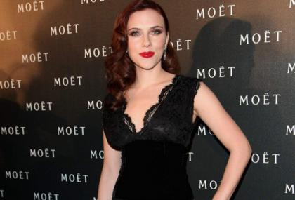 Scarlett Johansson Pays Tribute to Cinema