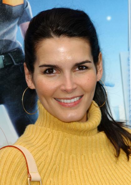 Republican Angie Harmon tired of 'racist' label for criticizing Obama