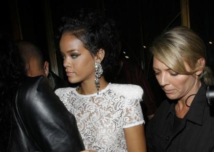 Rihanna is cooperating