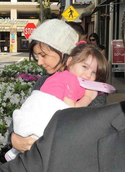 Tom Cruise spends $1 million on Suri's education