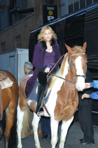 Madonna falls off the horse…again