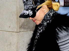 Madonna Blames Paparazzo For Horseback-Riding Accident