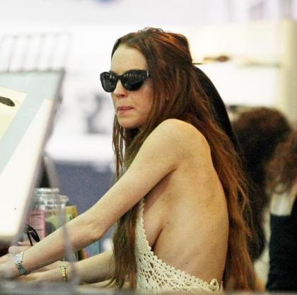 New photos show Lindsay Lohan's weight loss is out of control