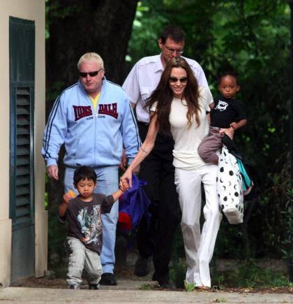 Brad Pitt and Angelina Jolie take on former bodyguard over tell-all