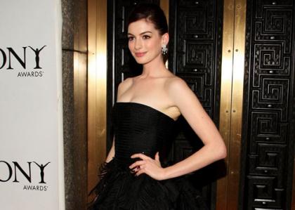 Anne Hathaway Disappoints Me
