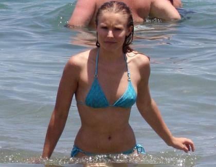 Kristen Bell is a Bikini Babe!