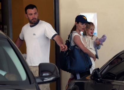 Is Jennifer Garner consulting fertility doctors to give Ben Affleck a son?