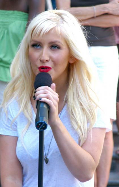 Christina Aguilera: Public Service Sweetie