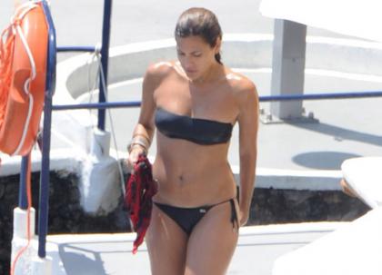 Eva Mendes Bikini Pictures