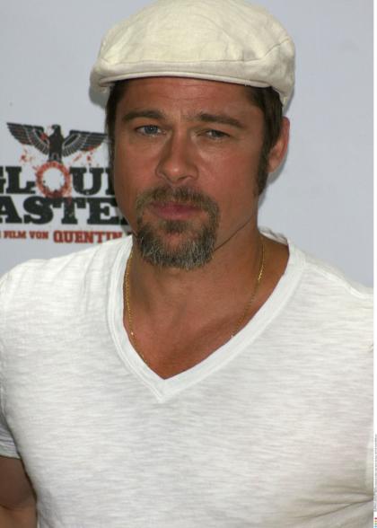 Brad Pitt in Germany for 'Basterds' premiere without Angelina