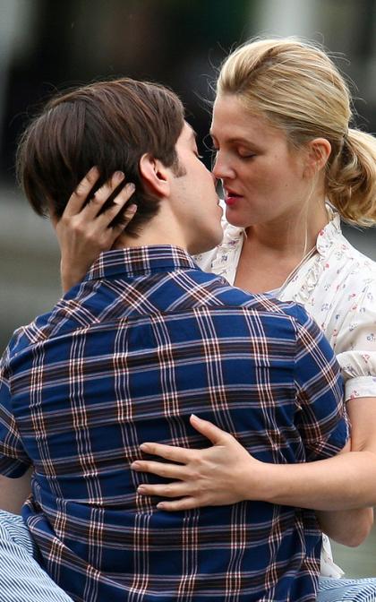 Drew Barrymore and Justin Long: On-Set Smooch Session