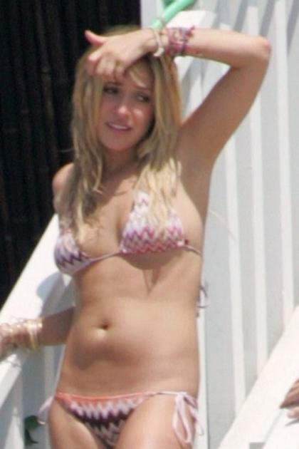 Kristin Cavallari Shows Off Her Bikini In Malibu