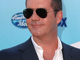 Simon Cowell To Sign New 'American Idol' Contract