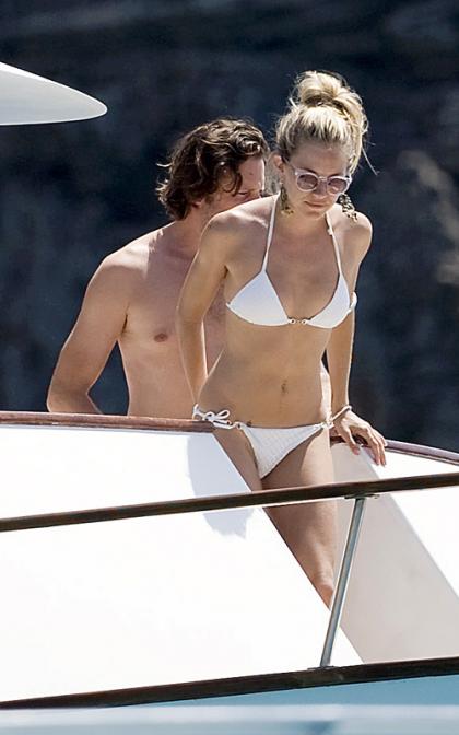 Sienna Miller: Boating with Her New Beau