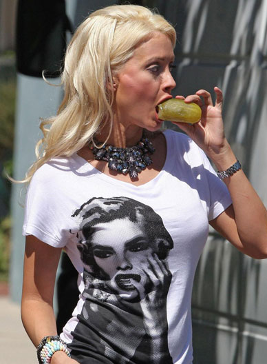 Holly Madison Eats A Big Fat Pickle!!!