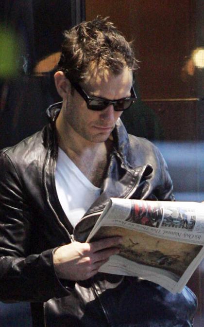 Jude Law: Chilling Out in NYC