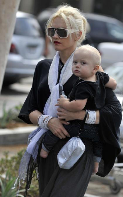 Gwen Stefani: Bel Air Mommy On-the-Go