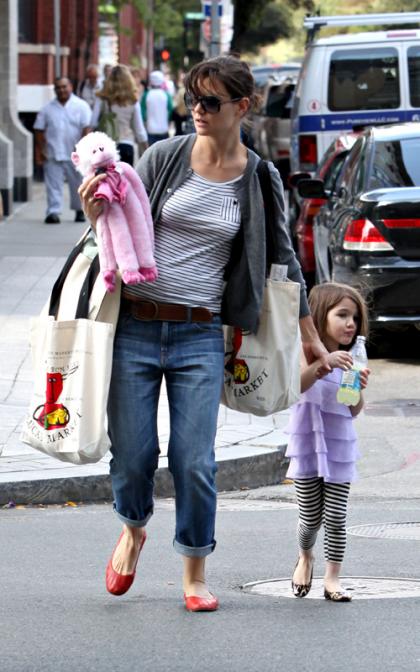 Katie Holmes and Suri Cruise: Grocery Gals