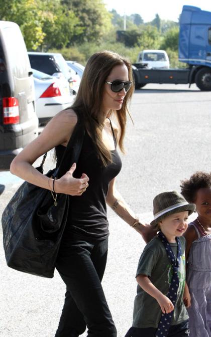 Angelina Jolie: Out with the Girls
