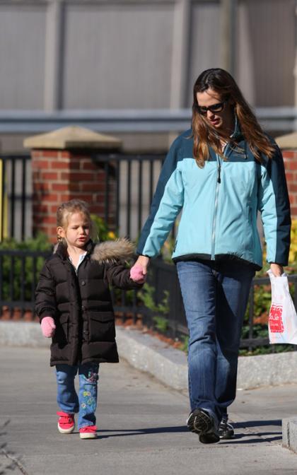 Jennifer Garner and Violet Affleck: Boston Beauties