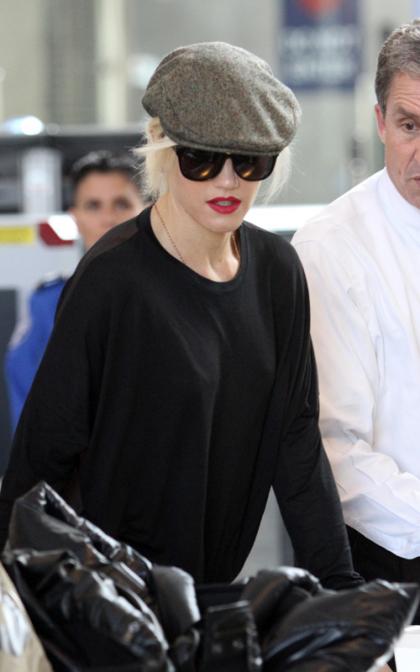 Gwen Stefani: Fashionable in Flight