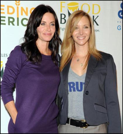 Lisa Kudrow to appear on Courtney Cox's 'Cougar Town'