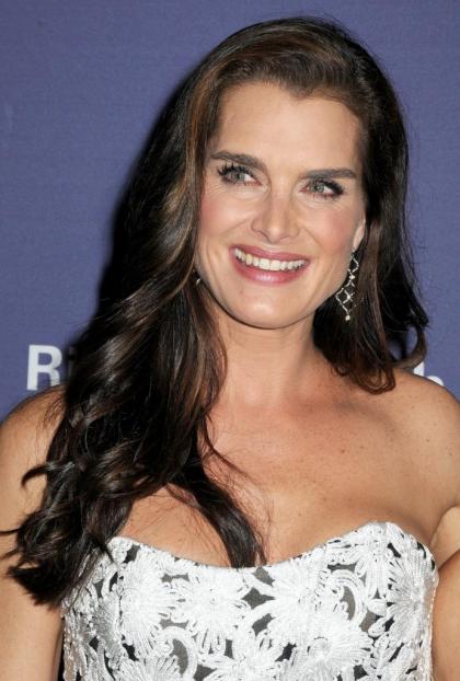 Brooke Shields is a total bitch to LA store's staffers  customers