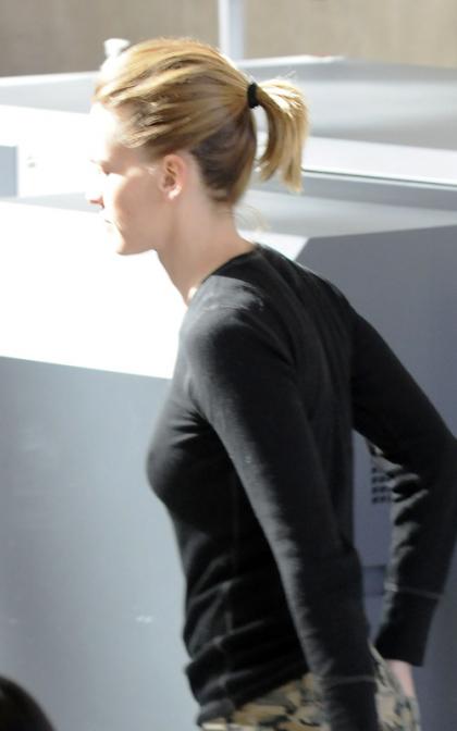 Hilary Swank Sneaks Through LAX Airport