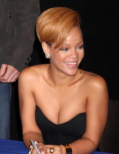 Rihanna Gives Us A View