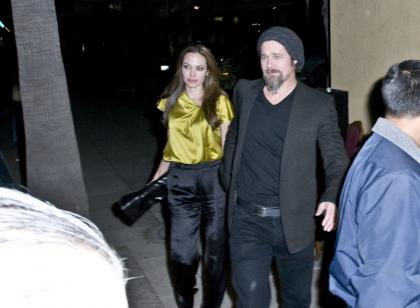 Angelina Jolie: I don't like being without Brad (update: fake interview?)