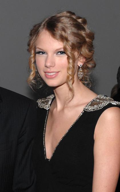 Taylor Swift Parties It Up with John Mayer