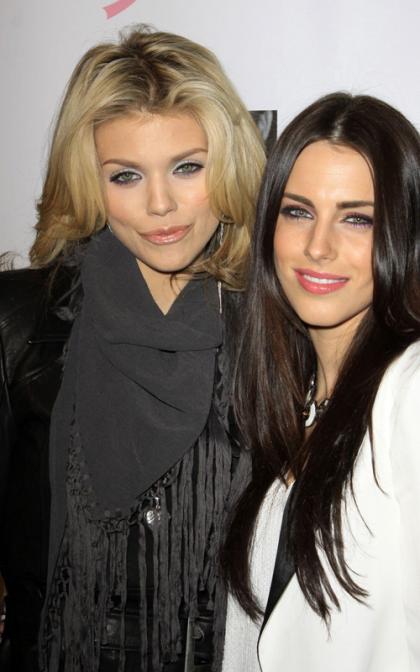AnnaLynne McCord and Jessica Lowndes: Book Babes