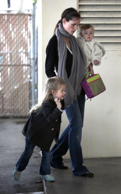 Jennifer Garner: Hollywood Mommy On-The-Go