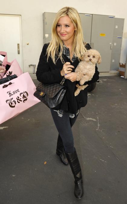 Ashley Tisdale Gets Her Holiday Shopping On